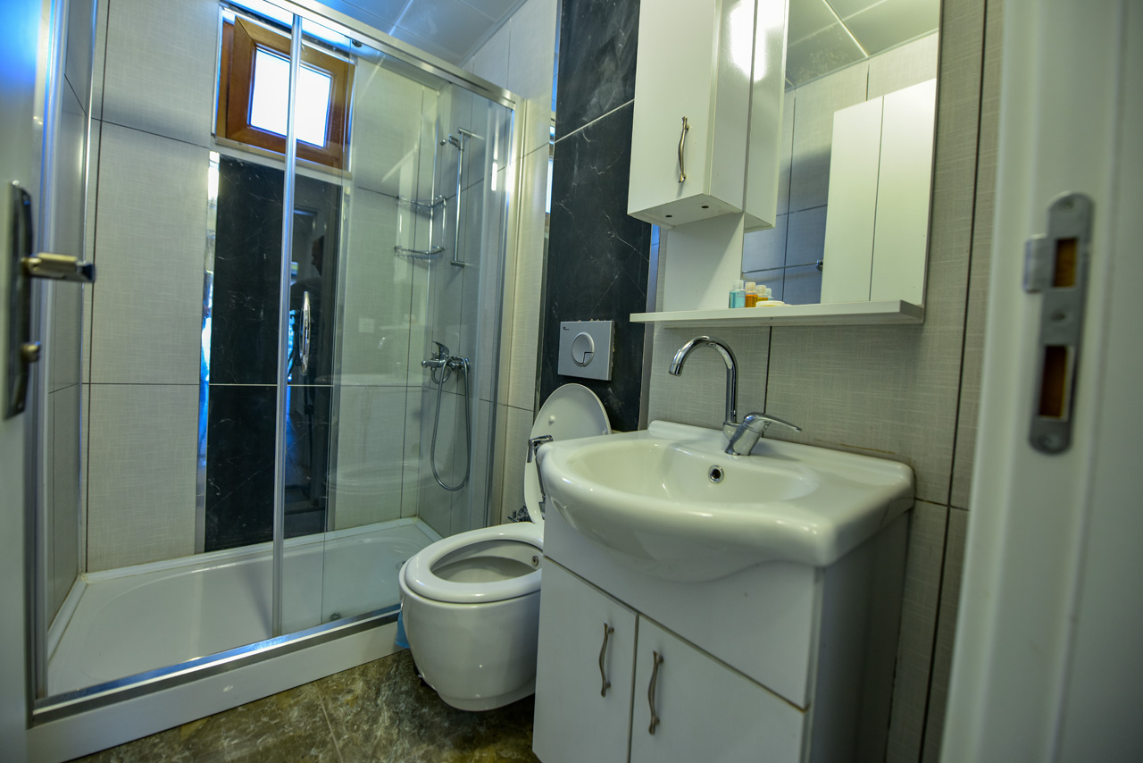 Hirande otel uzungöl 