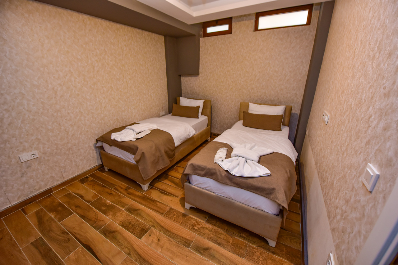 Hirande otel uzungöl 